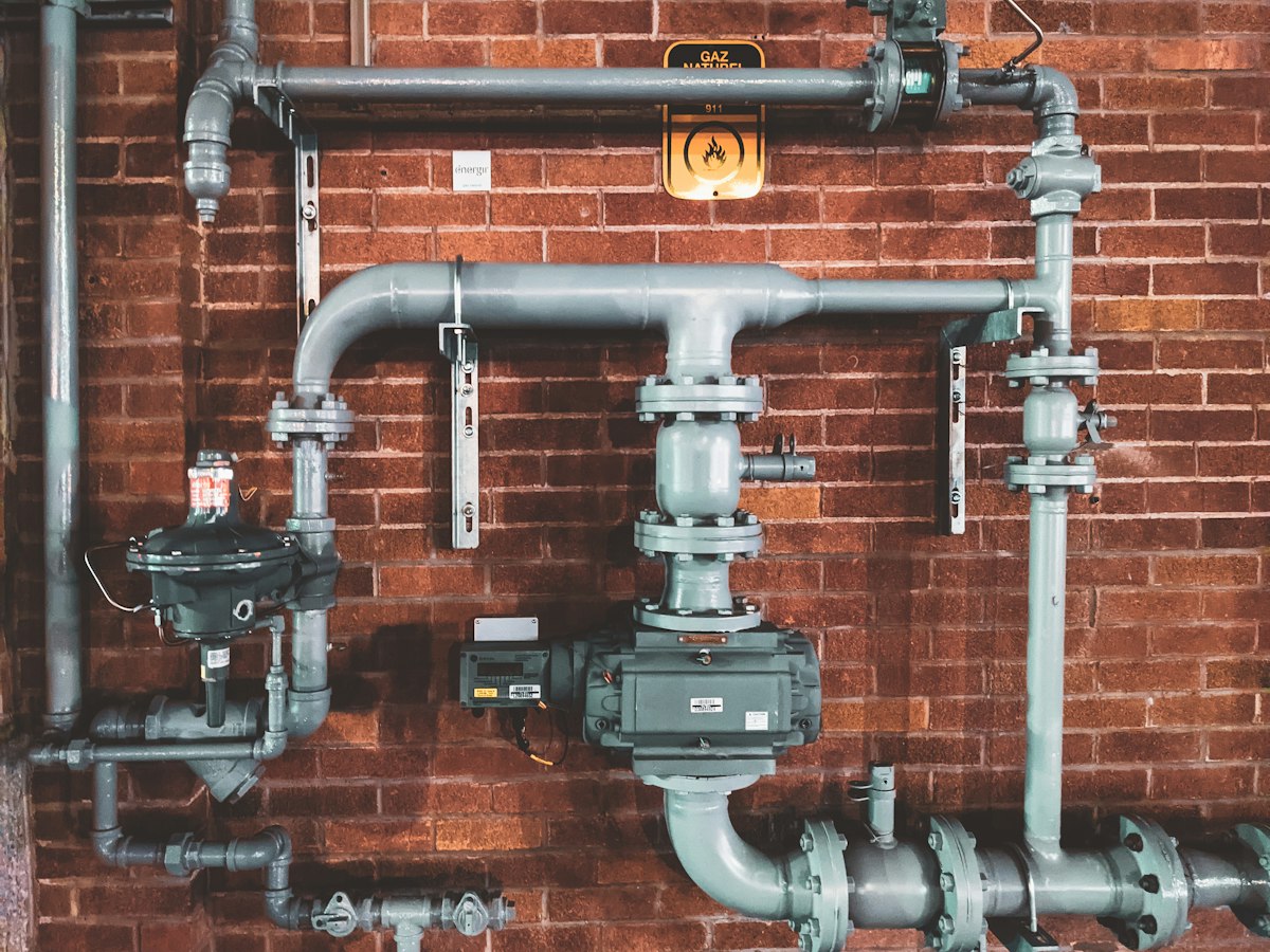 Hendrick plumber installing pipes in Savannah home